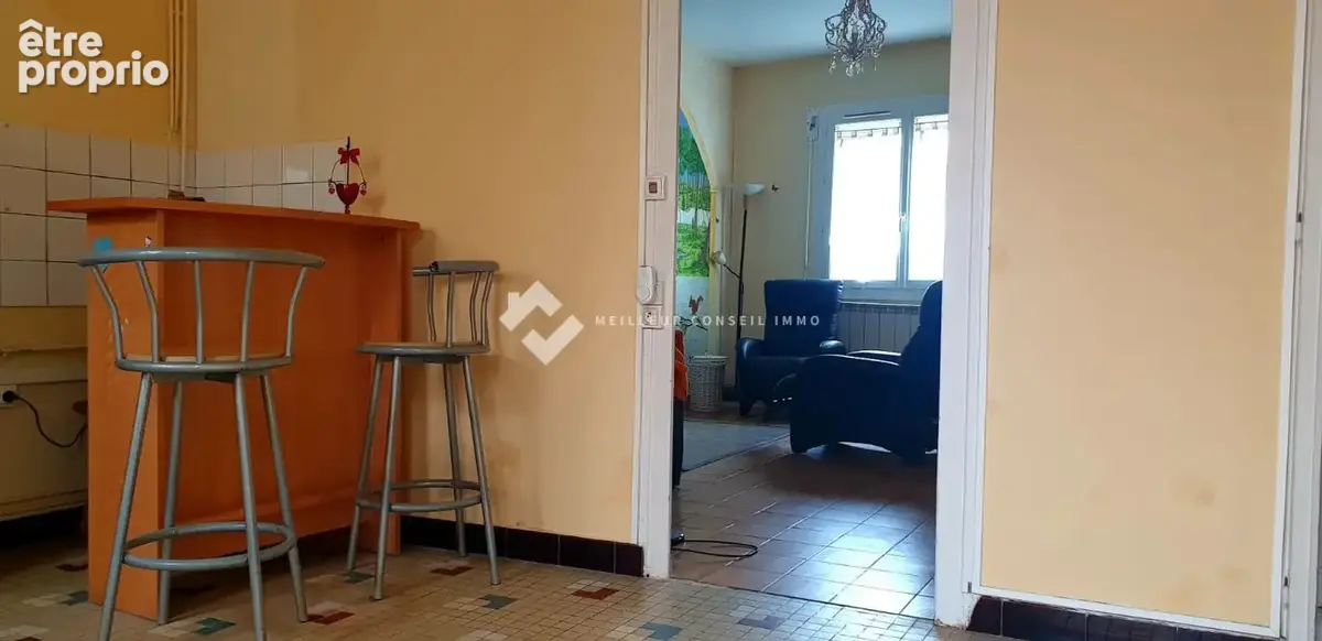 Maison 80 m² à Saint-Medard-De-Guizieres  - photo 7
