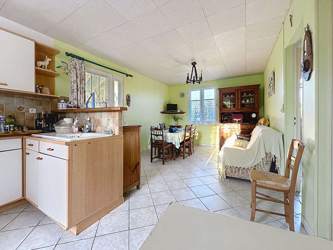 Maison à PORT-DES-BARQUES