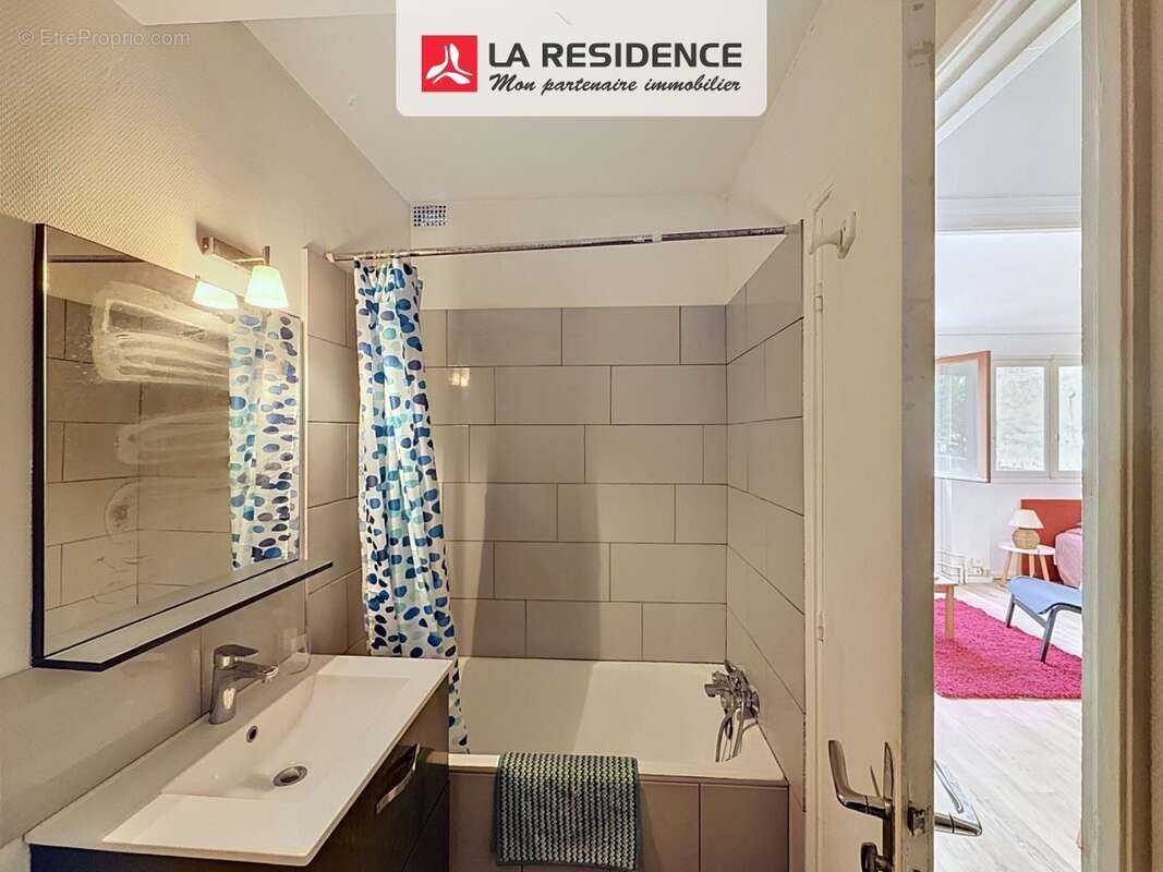Appartement 28 m² à Paris-18e  - photo 4
