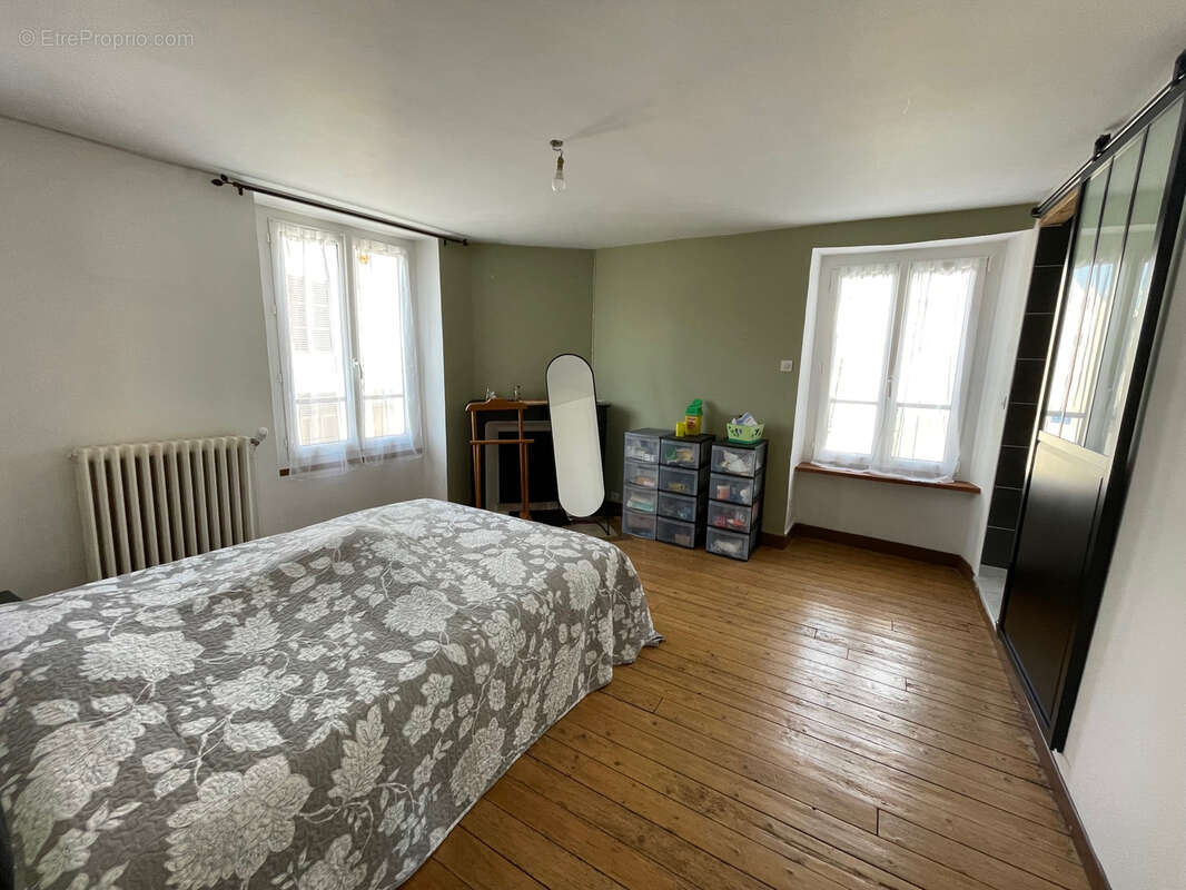 Maison à JOUY-SUR-MORIN