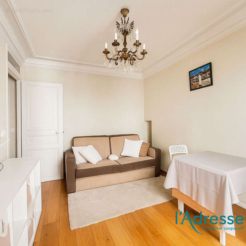 Appartement à PARIS-11E