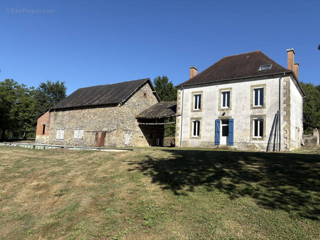 Maison à SAINT-JULIEN-LE-VENDOMOIS