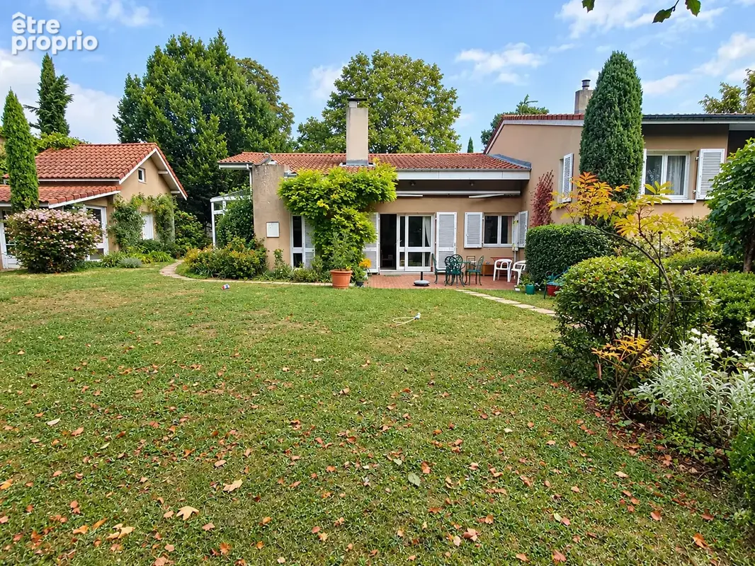 Photo Maison à Tassin-La-Demi-Lune au prix de 1 149 000€