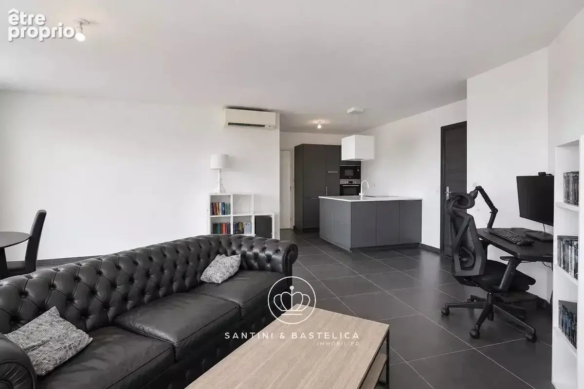 T3 à vendre avec terrasse panoramique et garage – Ajaccio - photo 4