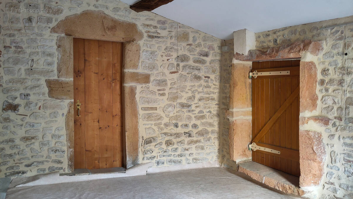 Maison à CHAZAY-D'AZERGUES