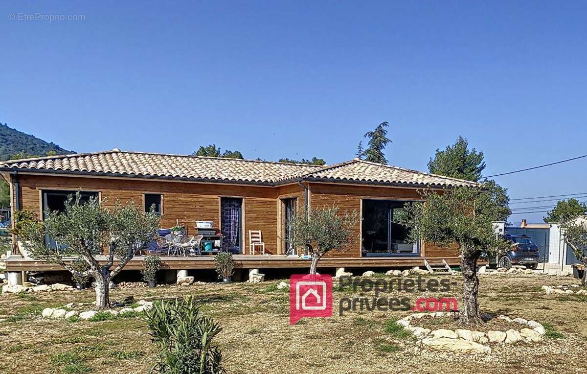 Maison Plan D Aups Sainte Baume 5 pièce(s) 128 m2 - photo 3