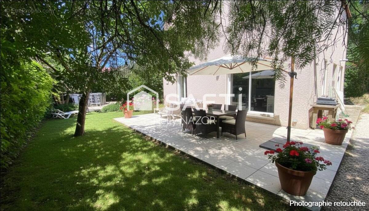 Photo 1 - Maison à SAINT-LAURENT-DE-LA-SALANQUE