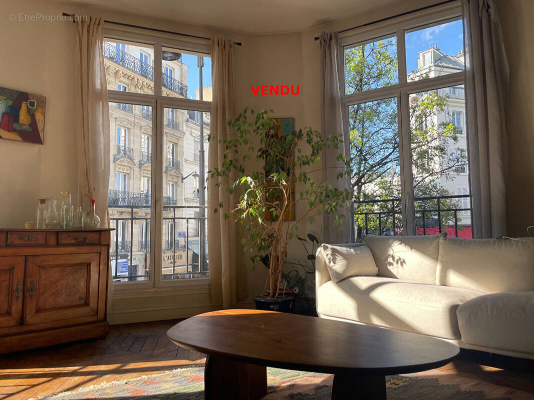 Appartement à PARIS-18E