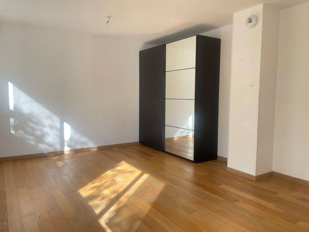 Appartement à MARSEILLE-6E