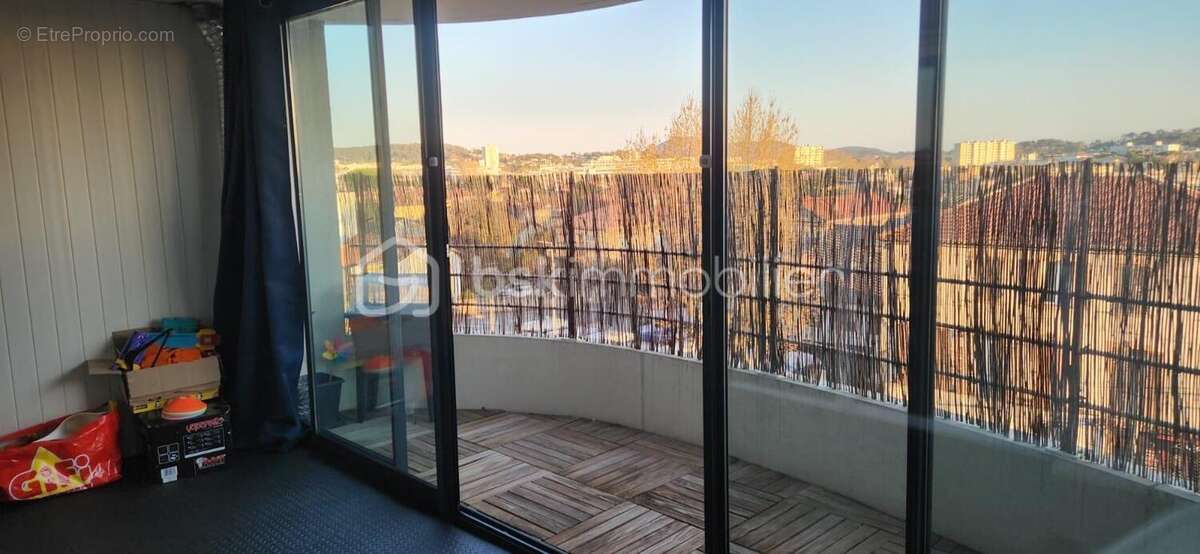 T3 de 71 m2, terrasse 19 m2 + Garage  20 m2 - photo 2