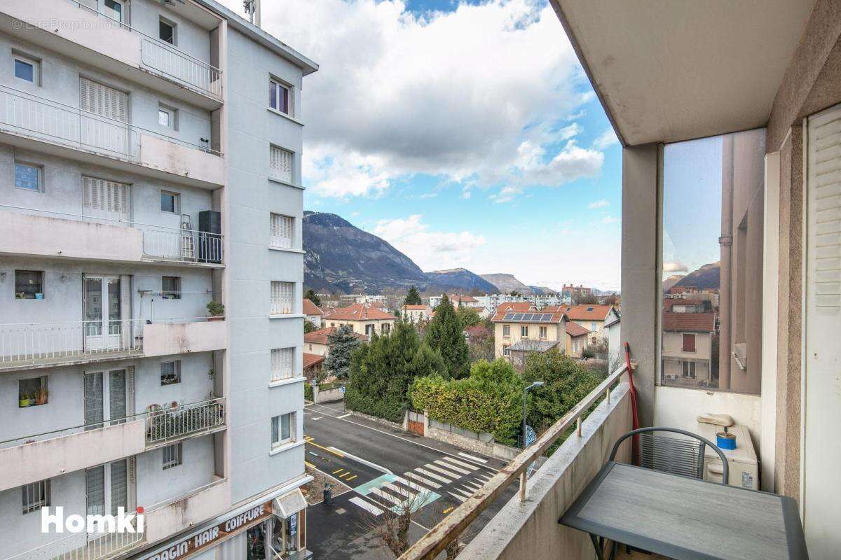 T4 rénové avec balcon et climatisation – Fontaine, aux portes de Grenoble - photo 6