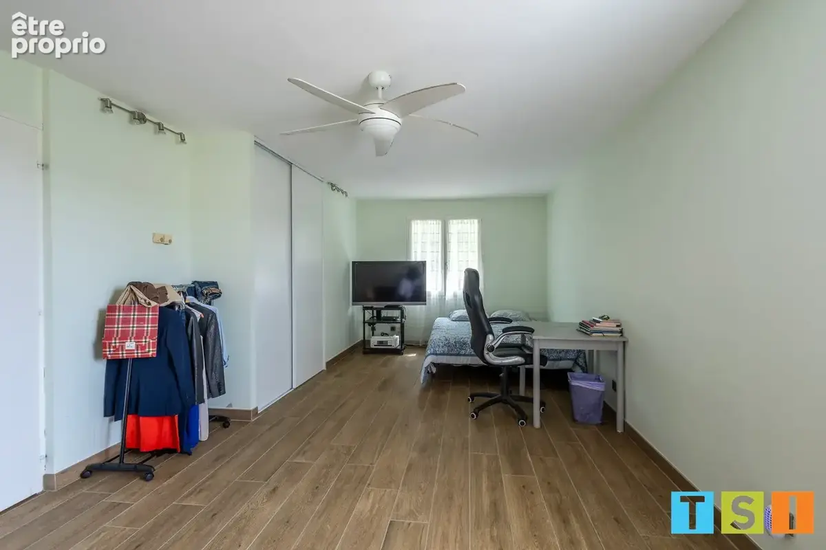 Exclusivité  couladère  propriété avec piscine sur 4 645 m² - photo 11