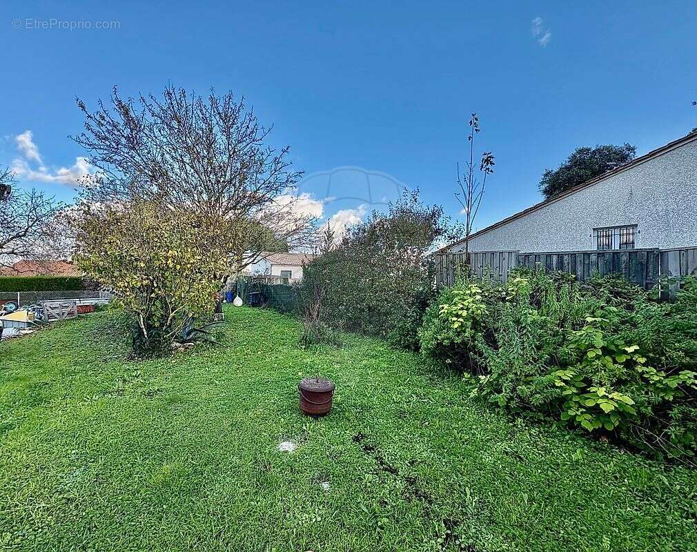 Maison à MESCHERS-SUR-GIRONDE