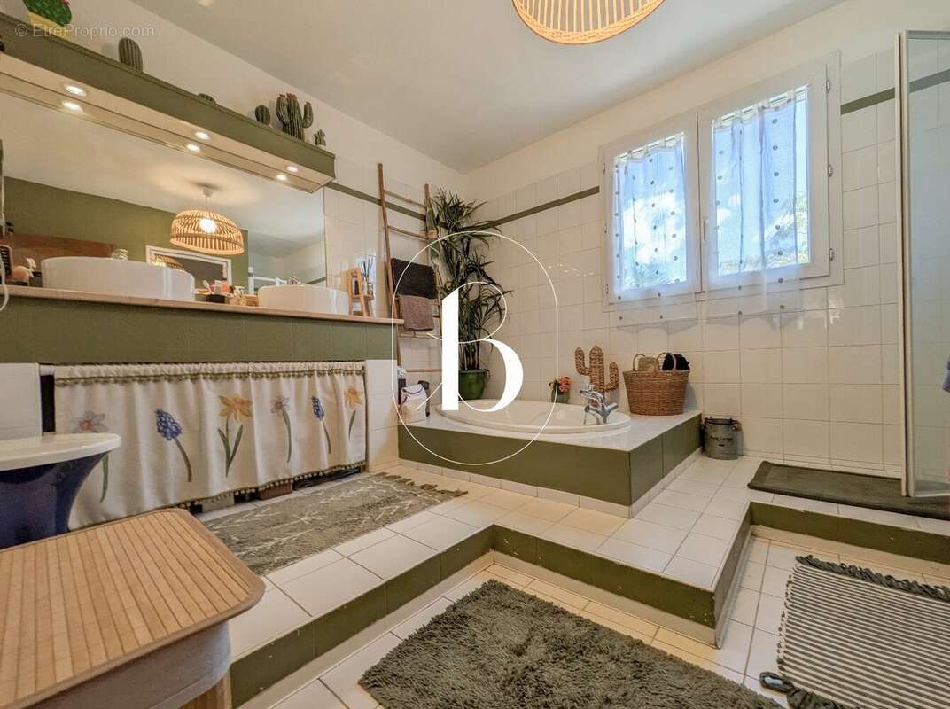 Maison 150 m² à Barjac  - photo 13