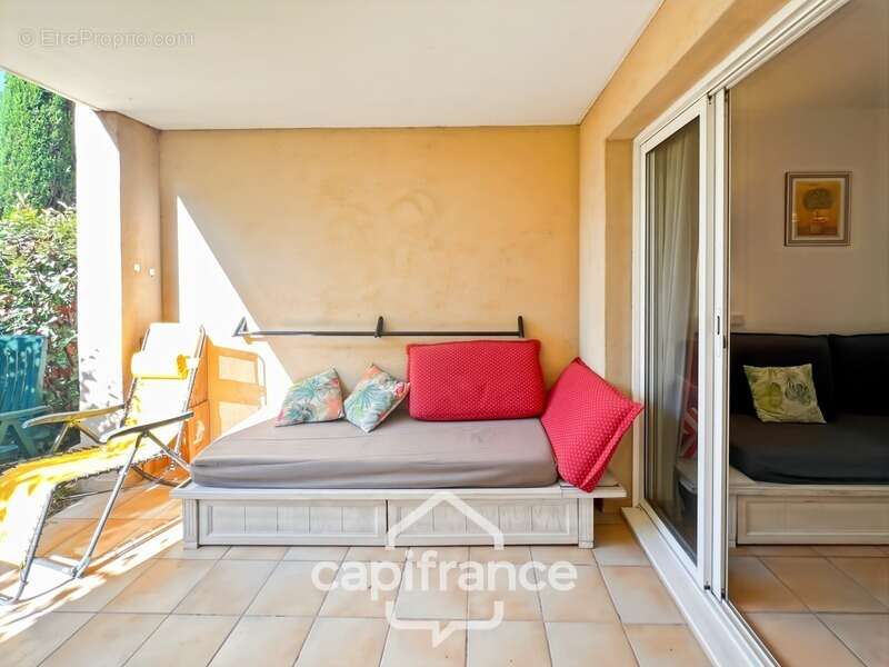 Appartement à MALLEMORT