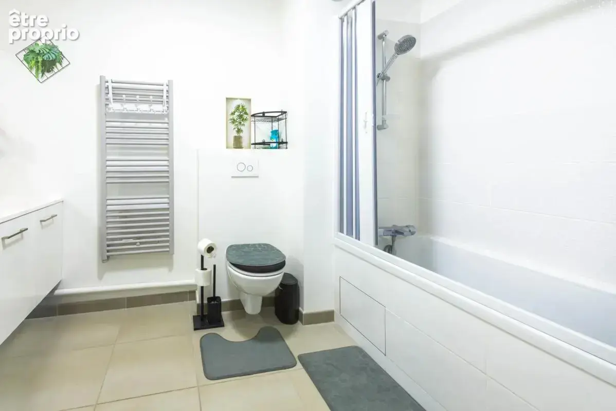 Appartement 4 pièces de 82 m² à Clamart avec Balcon et Parking - photo 9