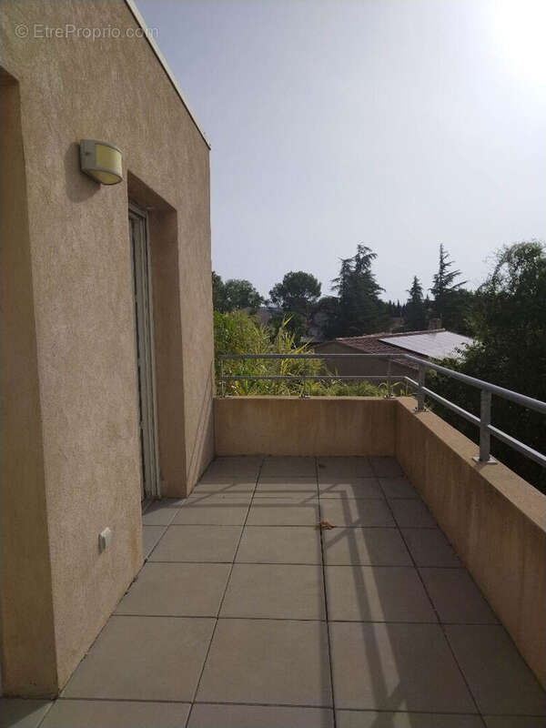 Appartement à SORGUES
