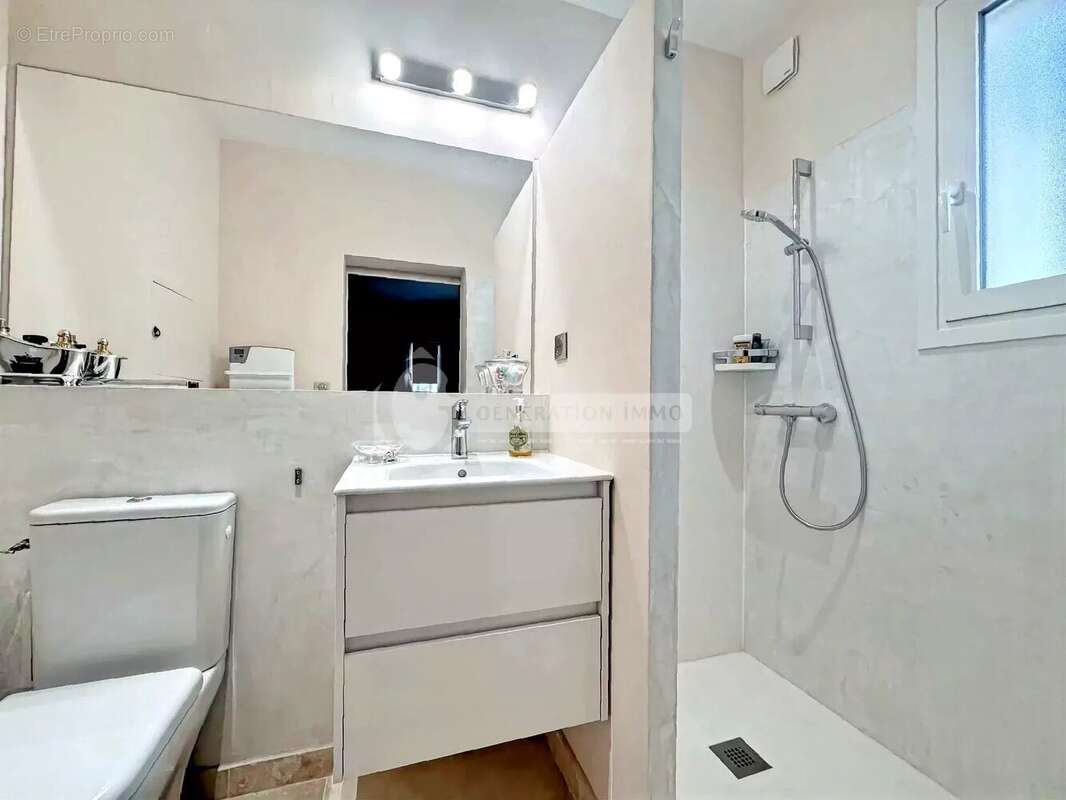 Belle Maison avec Piscine à vendre surles hauteurs de Beaucaire - photo 13