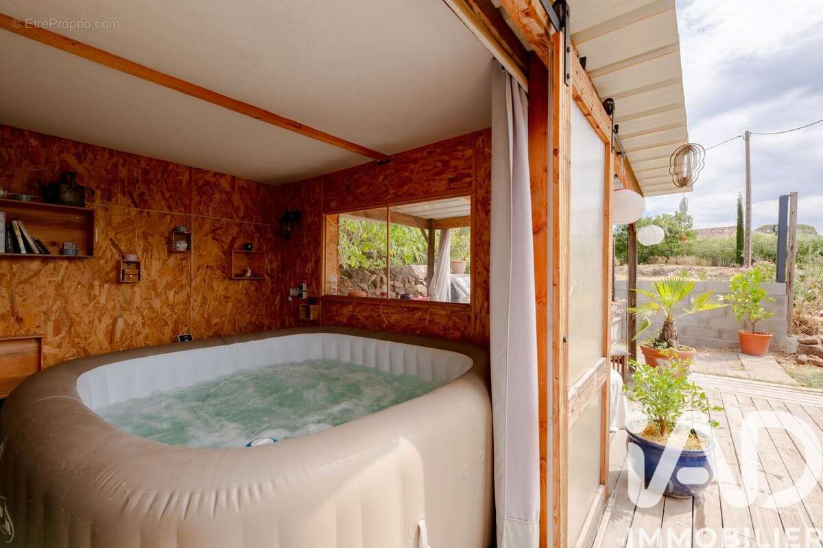 Photo 4 - Maison à ROQUEBRUNE-SUR-ARGENS