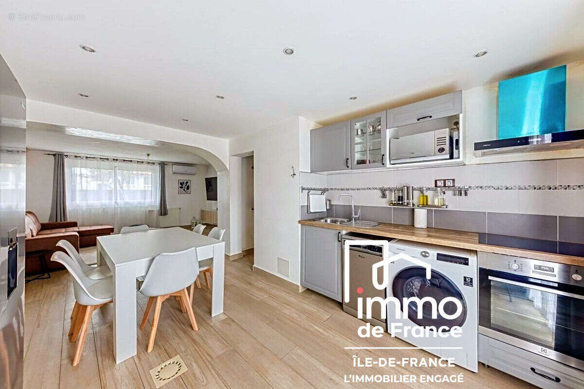 Maison de 237 m² 6 chambres - photo 15
