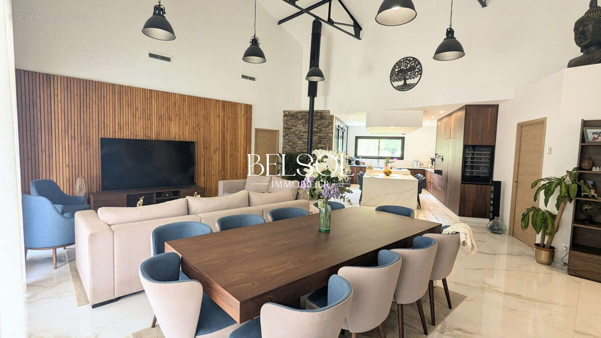 Maison à SAINT-CYPRIEN