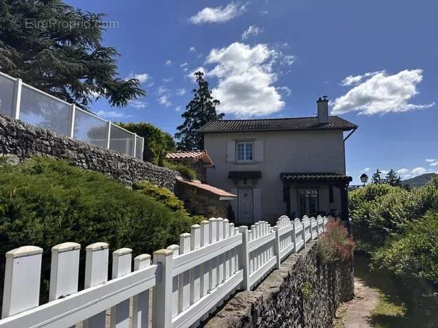 Maison à CHADRAC