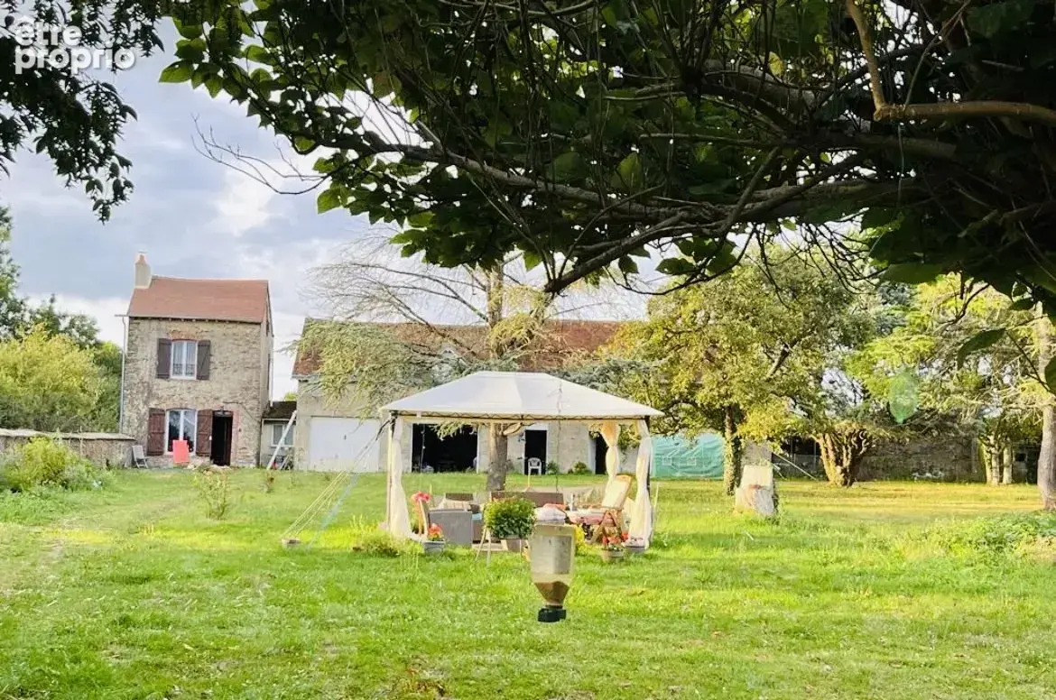 A vendre dans l'Indre, une belle villa avec gîte et jardin. - photo 27