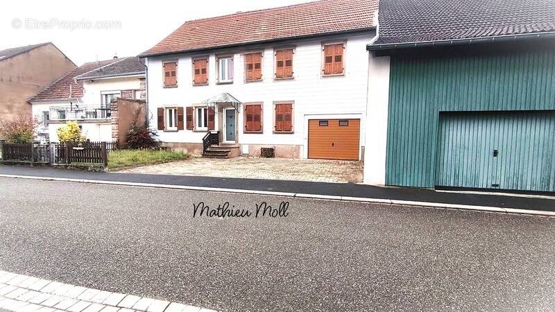 Maison à DIEMERINGEN