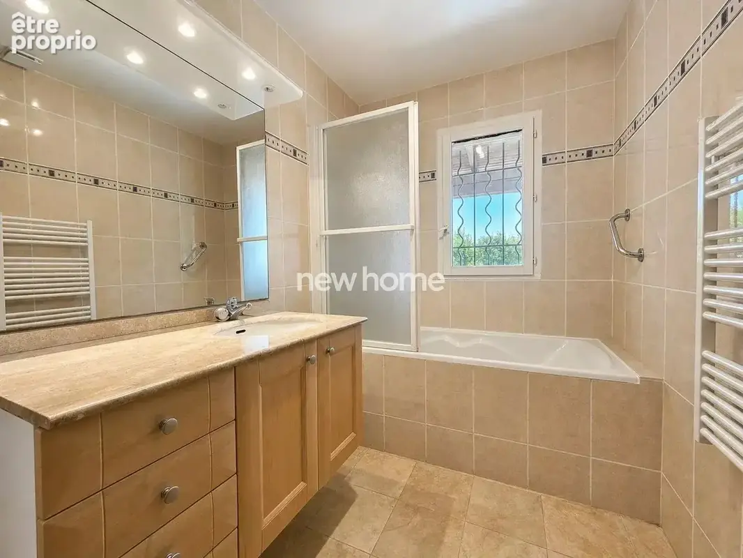 Lorgues – Villa de plain-pied 4 chambres avec piscine, à pied du village - photo 21