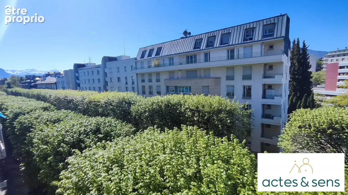 Appartement 5 pièces 92 m² à vendre à Chambery (73000) - photo 2