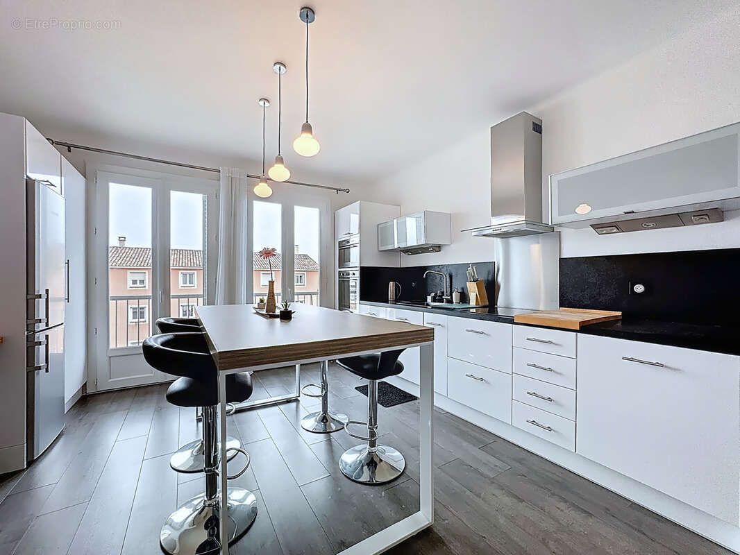 Appartement à SARI-SOLENZARA