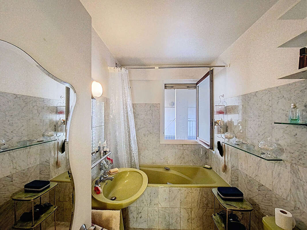 Appartement à SAINT-MAUR-DES-FOSSES