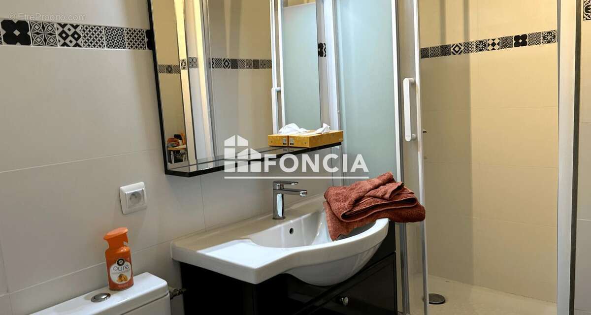 Appartement à SAINT-MARTIN-DE-RE