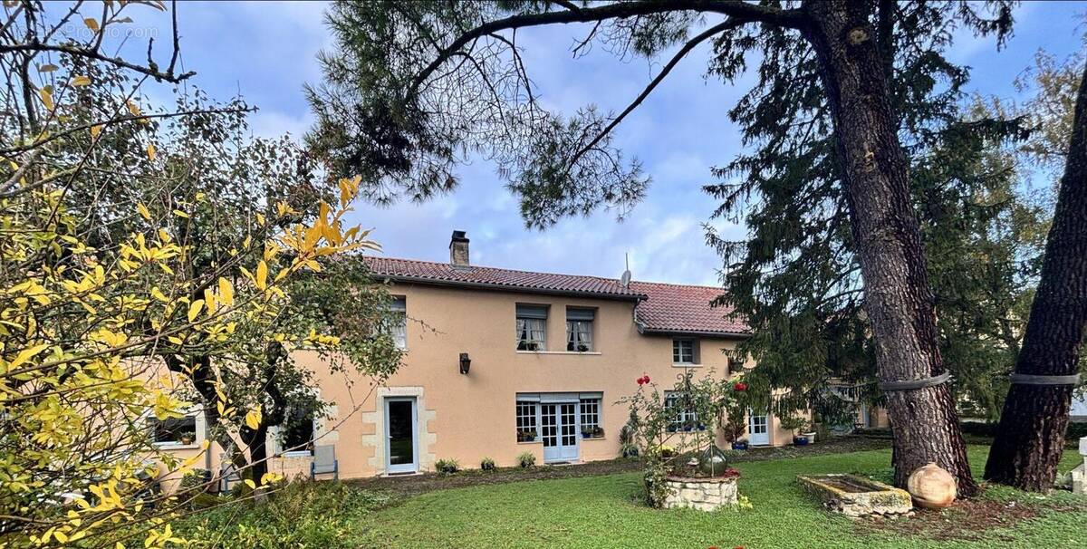 Maison à MARIGNY-BRIZAY