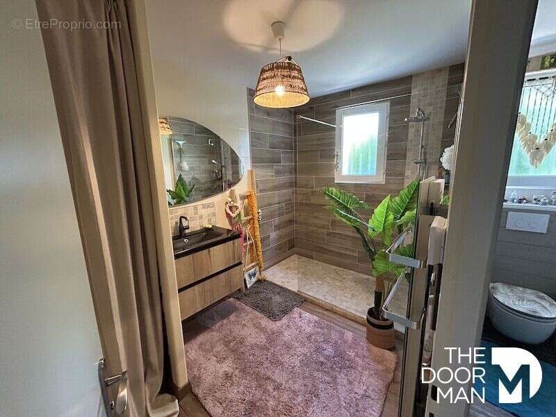 Maison à SAINTE-SOULLE