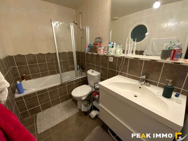 Appartement à CRANVES-SALES