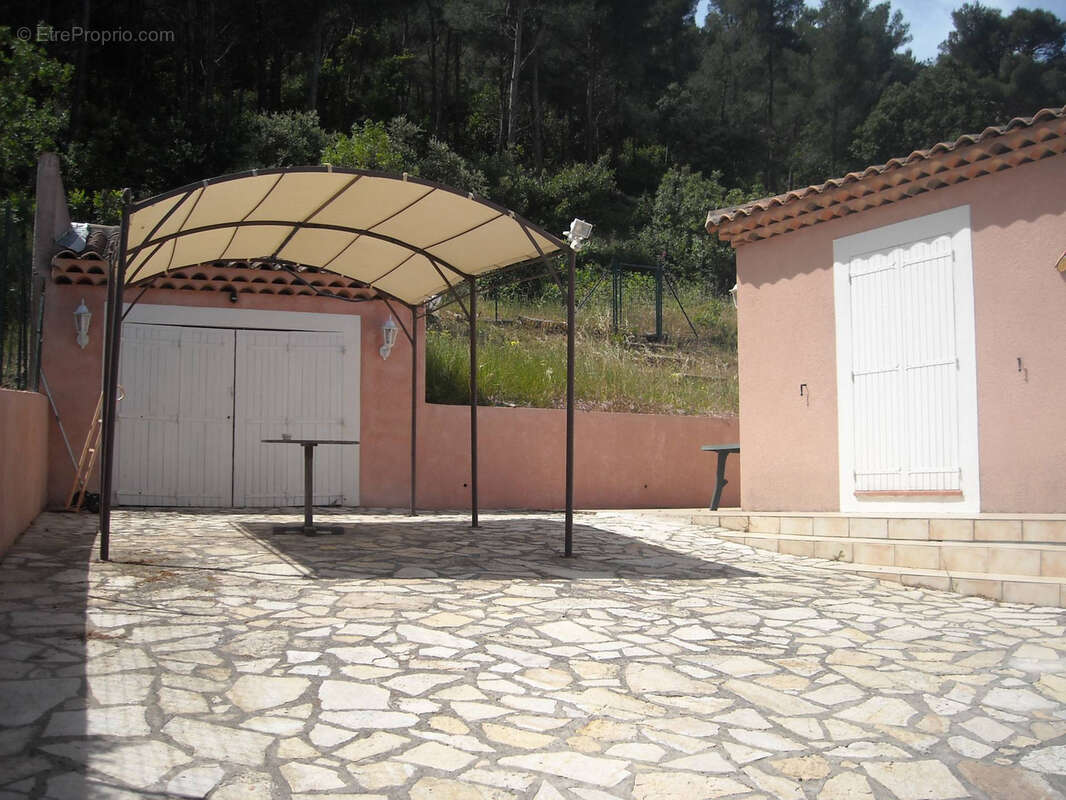 Maison à LA PENNE-SUR-HUVEAUNE