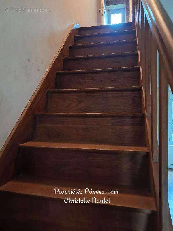 Maison à LE ROC-SAINT-ANDRE