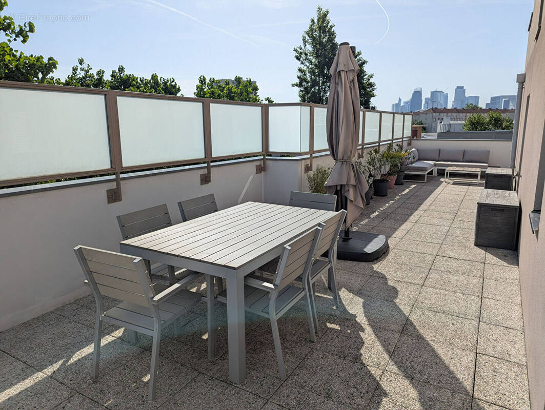 Appartement à NANTERRE