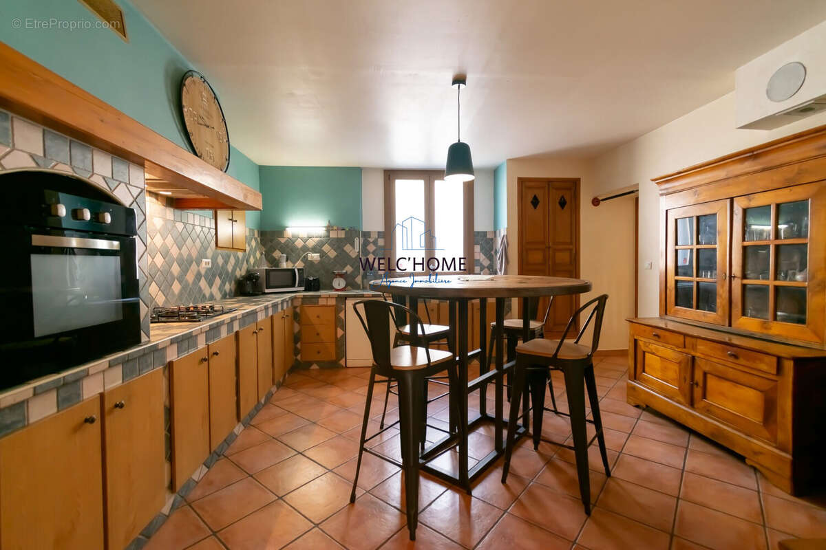 Maison à GINASSERVIS