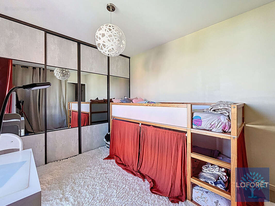 Appartement à VIGNEUX-SUR-SEINE