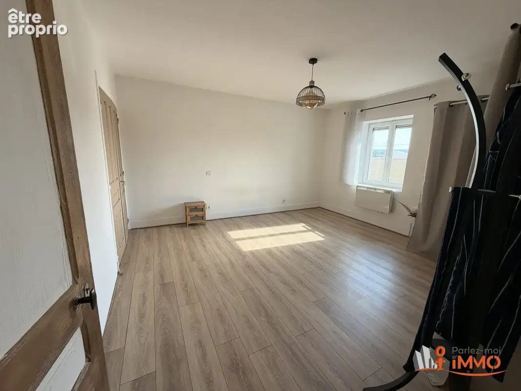 Maison 5 pièces 96 m² à vendre à Montbrison (42600) - photo 7