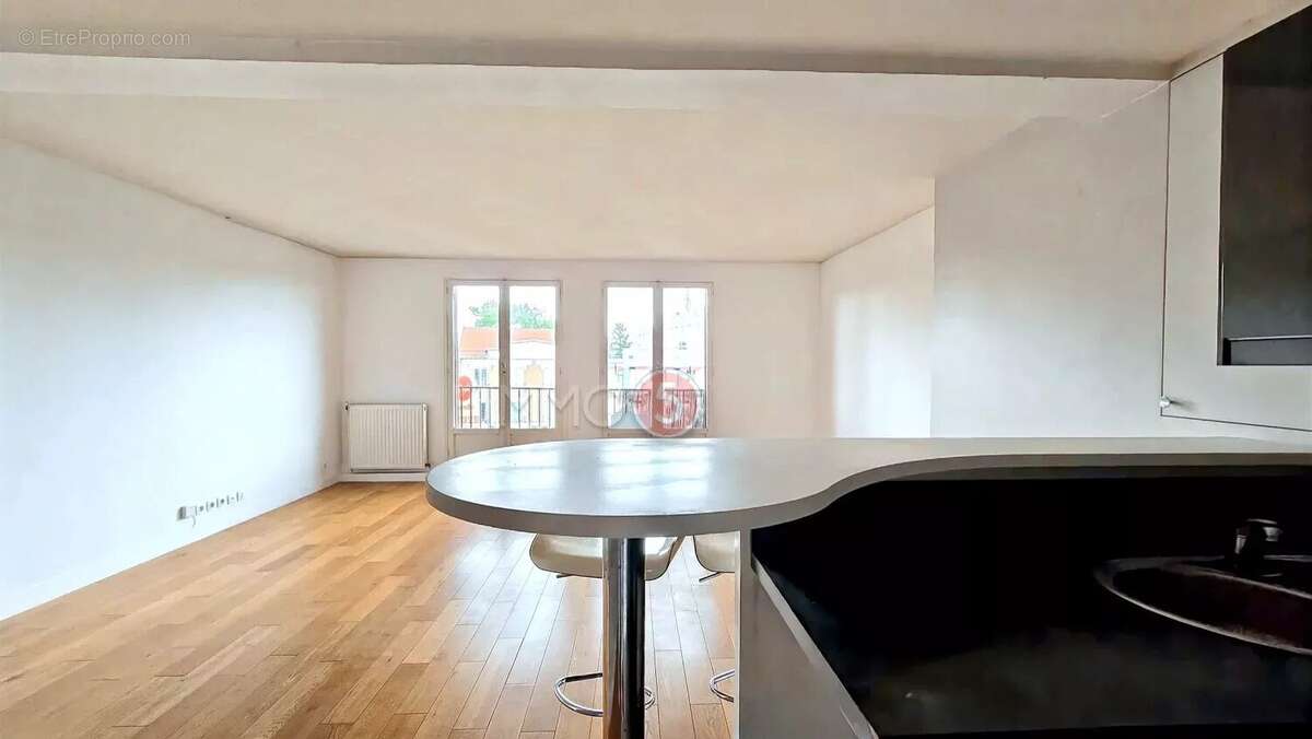 Appartement à VILLEMOMBLE