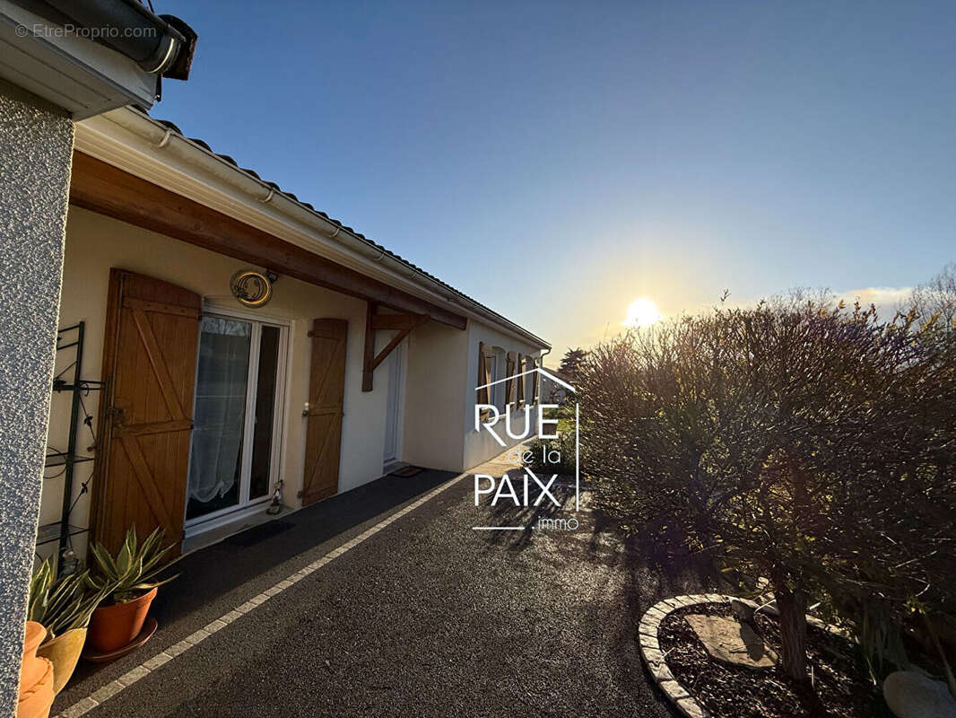 Maison à CHATILLON-SUR-THOUET