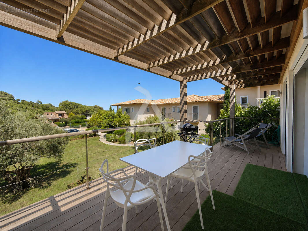Situé à deux pas de la plage, charmant t2 avec terrasse de 22m2 - photo 17