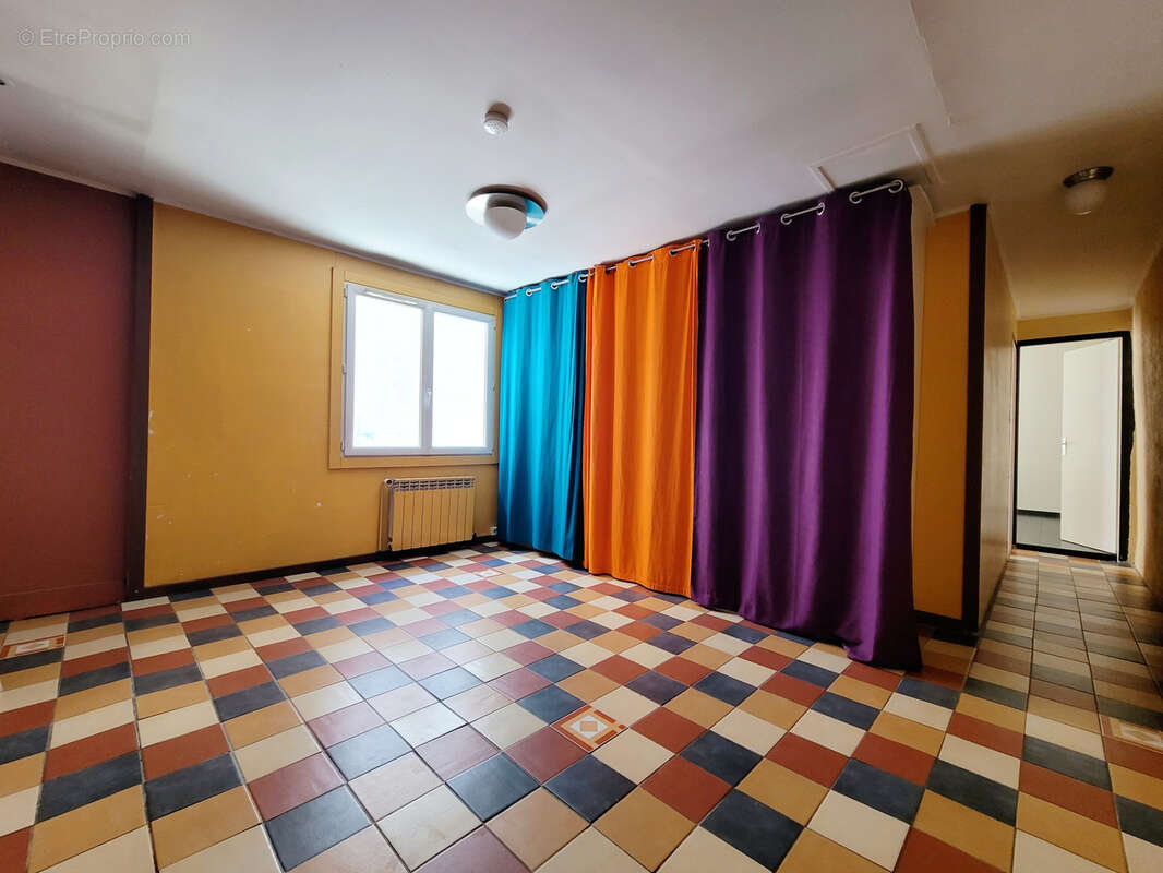 Maison à TREVOUX