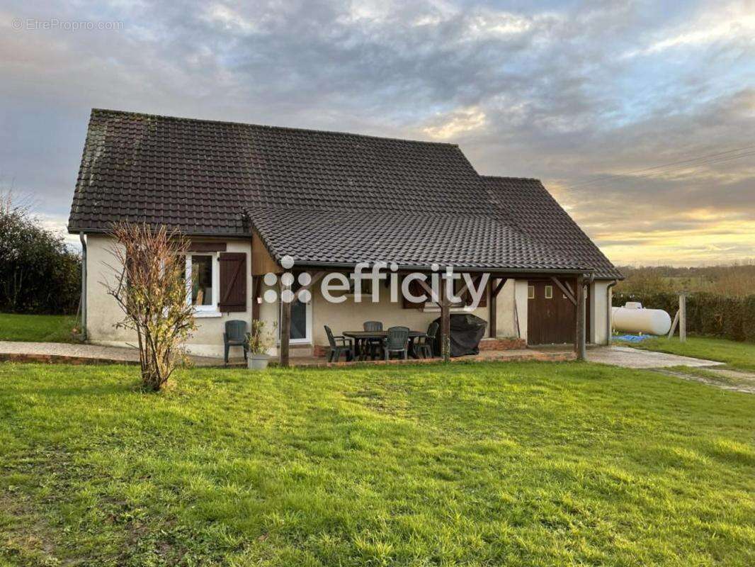 Maison à LA FERTE-BERNARD