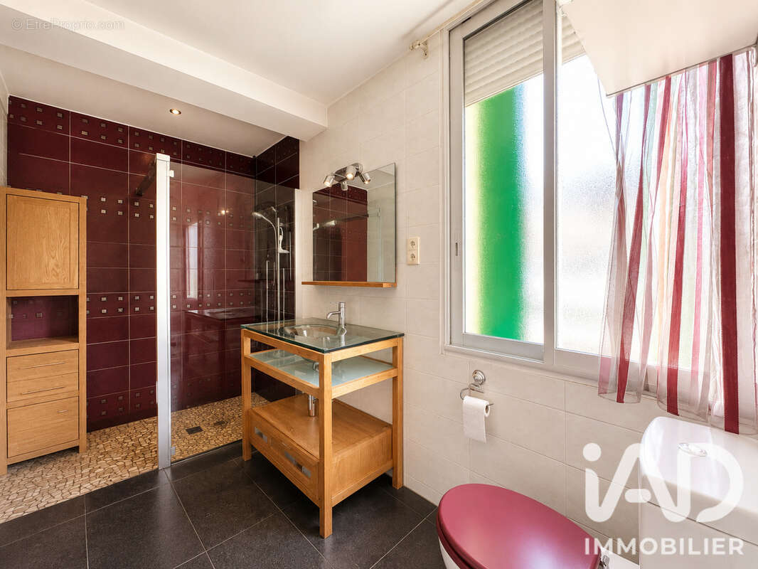 Maison 225 m² à Bezouce  - photo 7