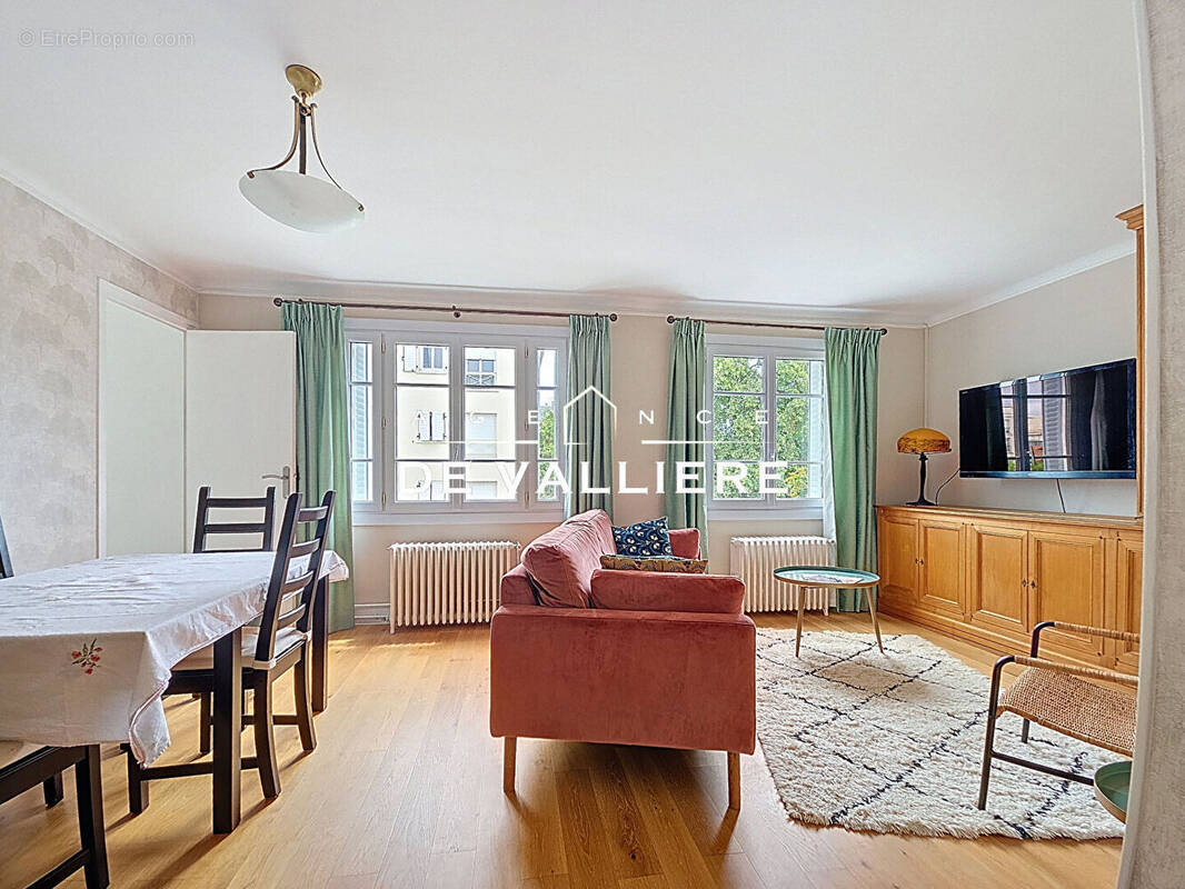 Appartement à RUEIL-MALMAISON