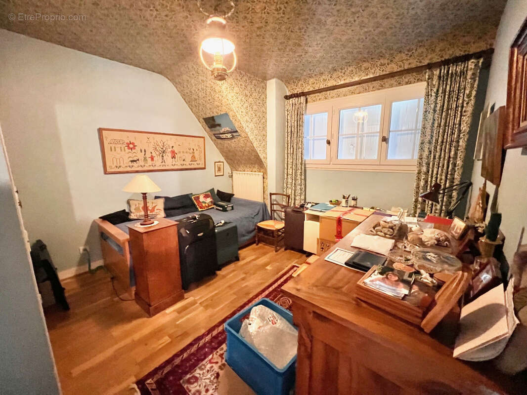 Maison à MONT-SAINT-AIGNAN